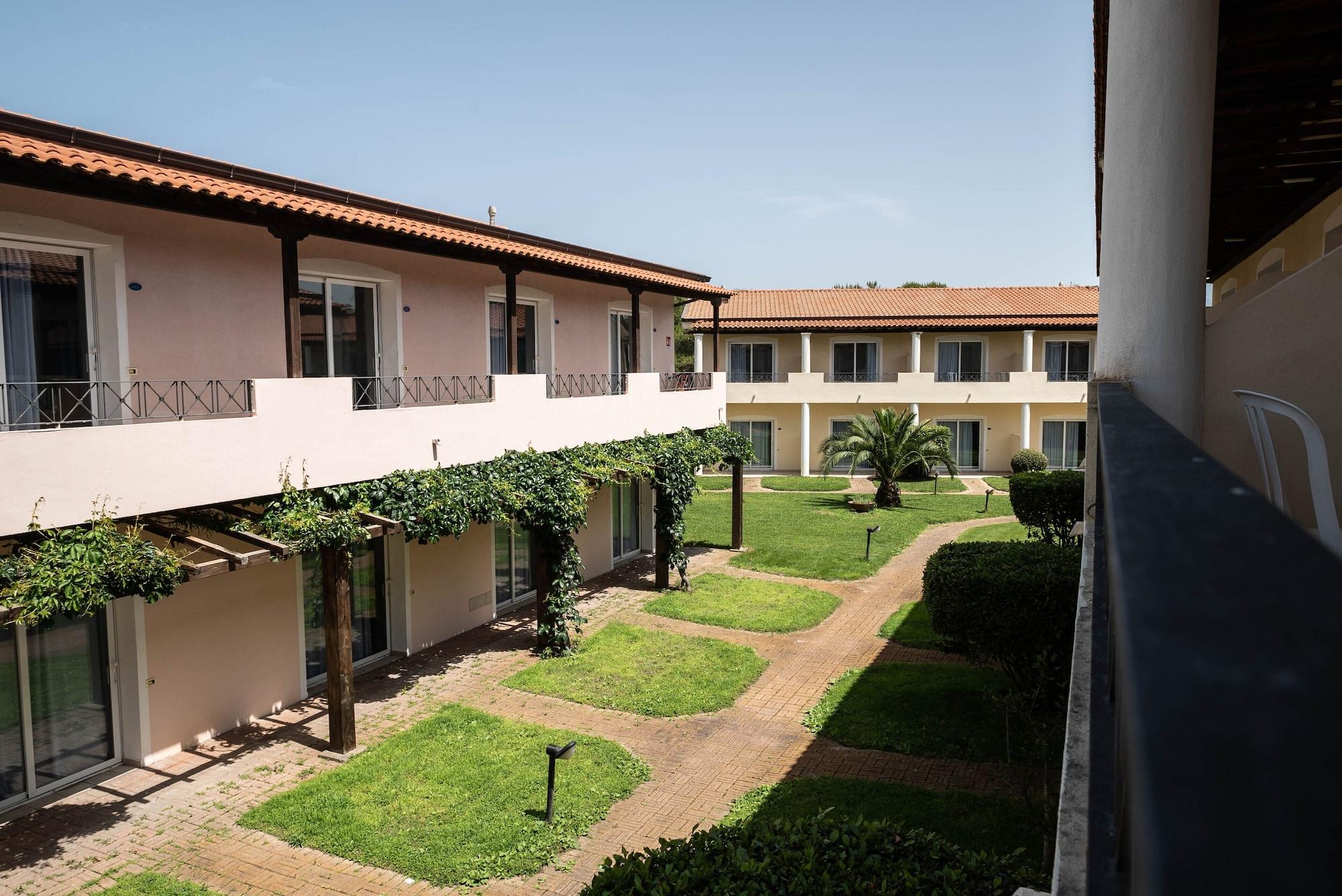 Nicotera Beach Village Exteriör bild